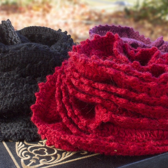 COPY - SUBROSE NWT 100% ALPACA Ribbed Ruffle Scarf - Picture 8 of 8